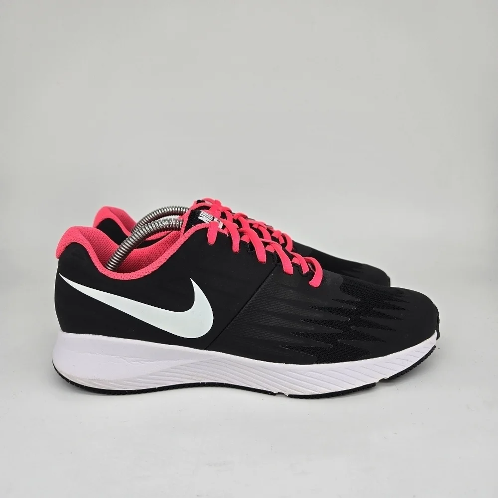 Nike Star Runner Kids Running Shoes Size 7Y